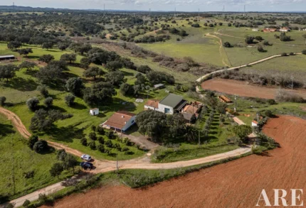 Quinta 2 quartos à venda em Panoias e Conceição, Ourique, Beja &bull; ARE86586