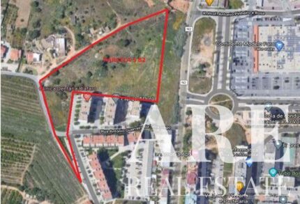 Terreno à venda em Faro (Sé e São Pedro), Faro
