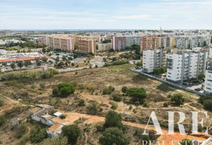 Terreno à venda em Faro (Sé e São Pedro), Faro