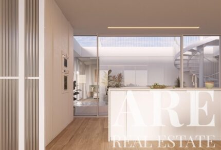 Apartment 2-bedroom for sale in Quarteira, Loulé, Faro