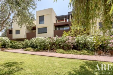 Apartment 1-bedroom for sale in Quarteira, Loulé, Faro