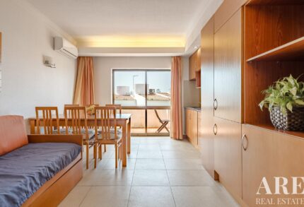 Apartment 1-bedroom for sale in Quarteira, Loulé, Faro