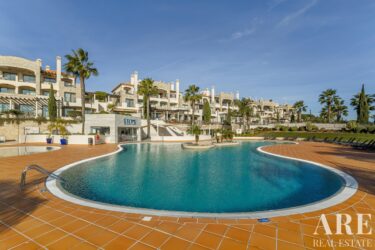 Apartment 2-bedroom for sale in Quarteira, Loulé, Faro