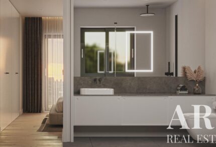 Villa 3-bedroom for sale in Almancil, Loulé, Faro