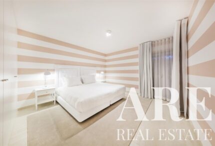 Villa 3-bedroom for sale in Laguna Resort, Quarteira, Loulé, Faro