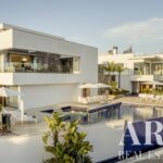 Villa 8-bedroom for sale in Porches, Algarve &bull; ARE80999 - gallery image