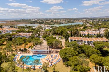 Apartment 1-bedroom for sale in Almancil, Loulé, Faro
