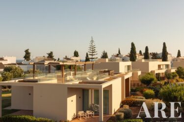 Apartment 2-bedroom for sale in White Shell Beach Villas, Porches, Lagoa, Faro