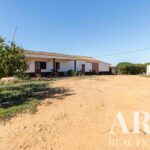 Farmhouse 4-bedroom for sale in Odiáxere, Lagos, Algarve • ARE67580 - gallery image