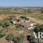 Farmhouse 4-bedroom for sale in Odiáxere, Lagos, Algarve • ARE67580 - gallery image