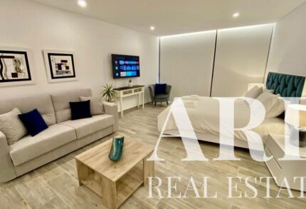 Property Studio for sale in Faro (Sé e São Pedro), Faro