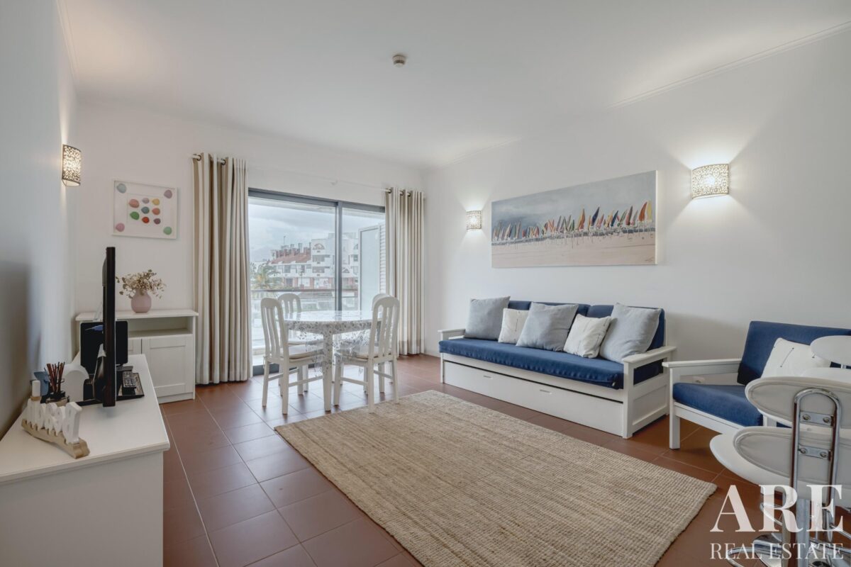 Apartment 1-bedroom for sale in Oura, Albufeira e Olhos de Água, Albufeira, Algarve &bull; ARE94368