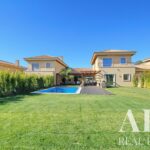 Townhouse 4-bedroom for sale in Alsakia, Quarteira, Loulé - gallery image