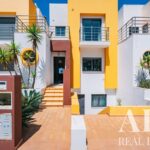 Townhouse 3-bedroom for sale in Ferragudo, Portimão - gallery image