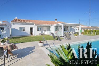 Villa 3-bedroom for sale in Boliqueime, Hills, Loulé