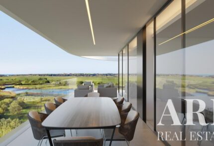 Apartment 3-bedroom for sale in The Creek, Laguna golf, Vilamoura, Loulé