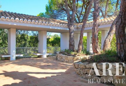 Villa 6-bedroom for sale in Santa Eulália, Albufeira