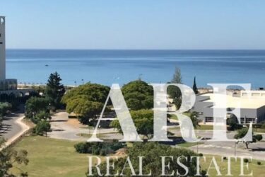 Apartment 3-bedroom for sale in Vilamoura City center, Vilamoura, Loulé