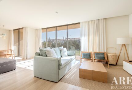 Apartment 2-bedroom for sale in Porches, Lagoa, Algarve &bull; ARE96075