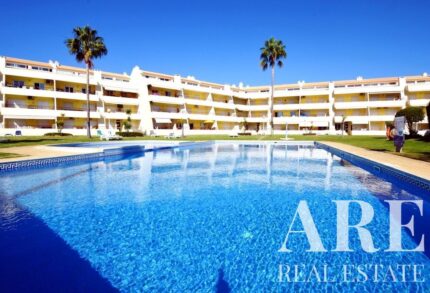 Apartment 3-bedroom for sale in Sector 5, Vilamoura, Loulé