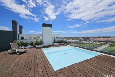 Apartment 3-bedroom for sale in City center, Faro