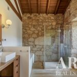 Farmhouse 8-bedroom for sale in Ferro, Covilhã, Castelo Branco &bull; ARE76579 - gallery image