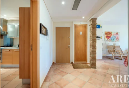 Apartment 2-bedroom for sale in Quarteira, Loulé, Algarve &bull; ARE96808
