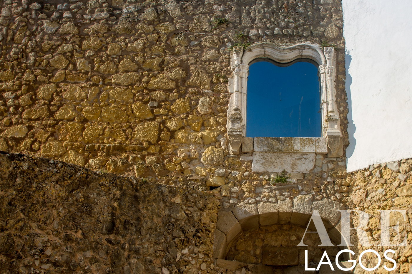 Manueline Window in Governors