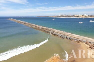 057 Pintadinho beach