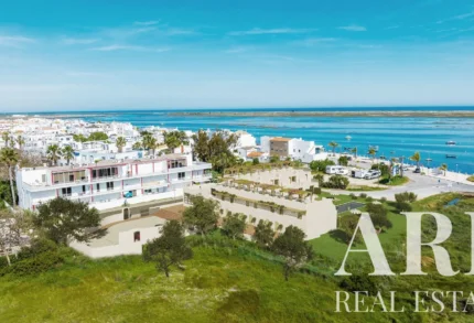 Land for sale in Santa Luzia, Tavira, Algarve &bull; ARE98068