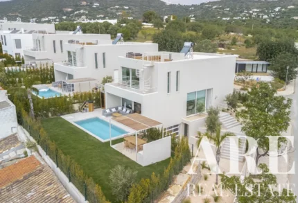 Villa 3-bedroom for sale in Hills, Faro &bull; ARE2576