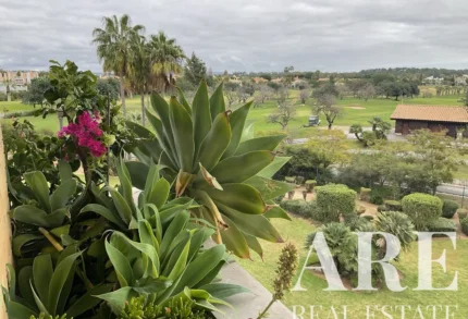 Apartment 3-bedroom for sale in Millennium golf, Vilamoura, Loulé &bull; ARE2577