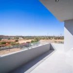 Villa 5-bedroom for sale in Quarteira, Loulé, Algarve &bull; ARE85380 - gallery image