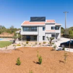 Villa 5-bedroom for sale in Quarteira, Loulé, Algarve &bull; ARE85380 - gallery image