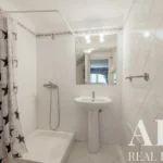 Villa 6-bedroom for sale in Vilamoura, Algarve &bull; ARE-99382 - gallery image