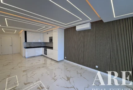Apartment 2-bedroom for sale in Quarteira, Loulé, Algarve &bull; ARE-99682