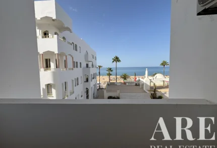 Apartment 2-bedroom for sale in Quarteira, Loulé, Algarve &bull; ARE-99682