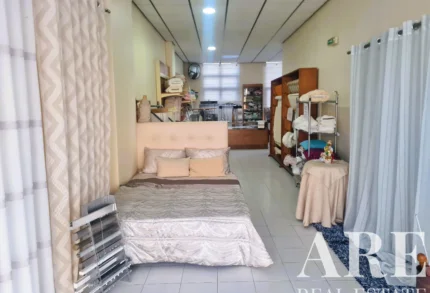 shop for sale in Quarteira, Loulé, Algarve &bull; ARE-98669