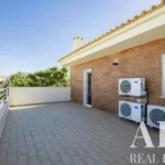 Villa 4-bedroom for sale in Quelfes, Olhão, Algarve &bull; ARE-99721 - gallery image