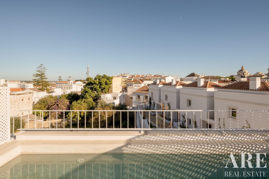 Villa 3-bedroom for sale in Tavira (Santa Maria e Santiago), Tavira, Faro