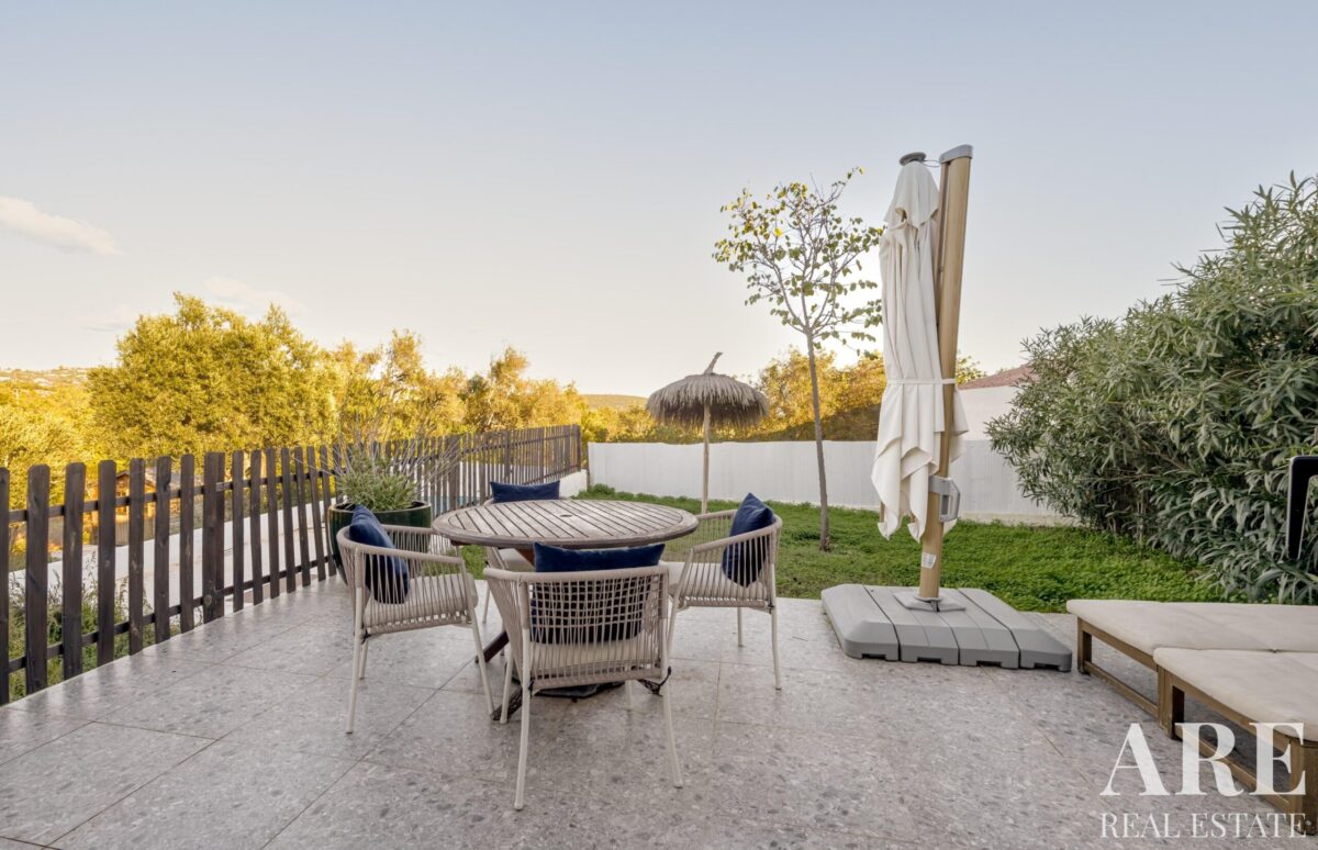 Villa 3-bedroom for sale in Boliqueime, Loulé, Faro &bull; ARE94190