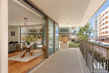 Apartment 2-bedroom for sale in Armação de Pêra, Silves, Faro