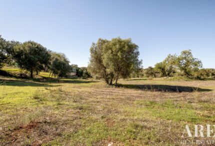Land for sale in Alcantarilha e Pêra, Silves, Faro