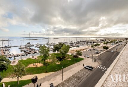 Apartment 2-bedroom for sale in Olhão, Faro