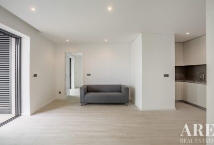 Apartment 2-bedroom for sale in Quarteira, Loulé, Faro