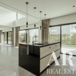 Villa 4-bedroom for sale in Vilamoura, Quarteira, Loulé, Faro - gallery image