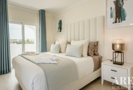 Apartment 2-bedroom for sale in Quarteira, Loulé, Faro