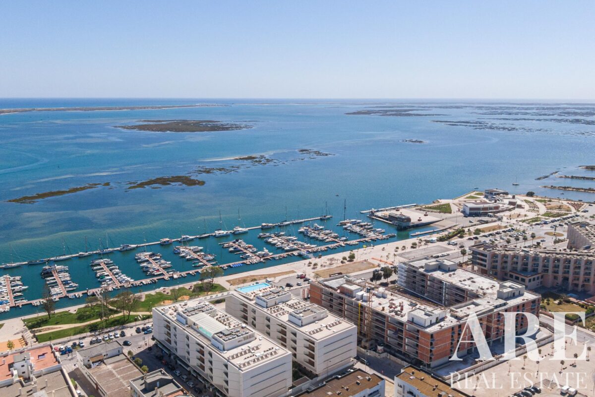 Apartment 2-bedroom for sale in Olhão, Faro &bull; ARE71837