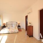 Villa 4-bedroom for sale in São Brás de Alportel - gallery image