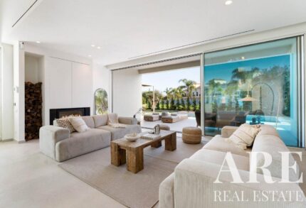 Villa 3-bedroom for sale in Santa Bárbara de Nexe, Hills, Faro